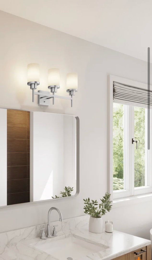New 3 light fixture - photo 5