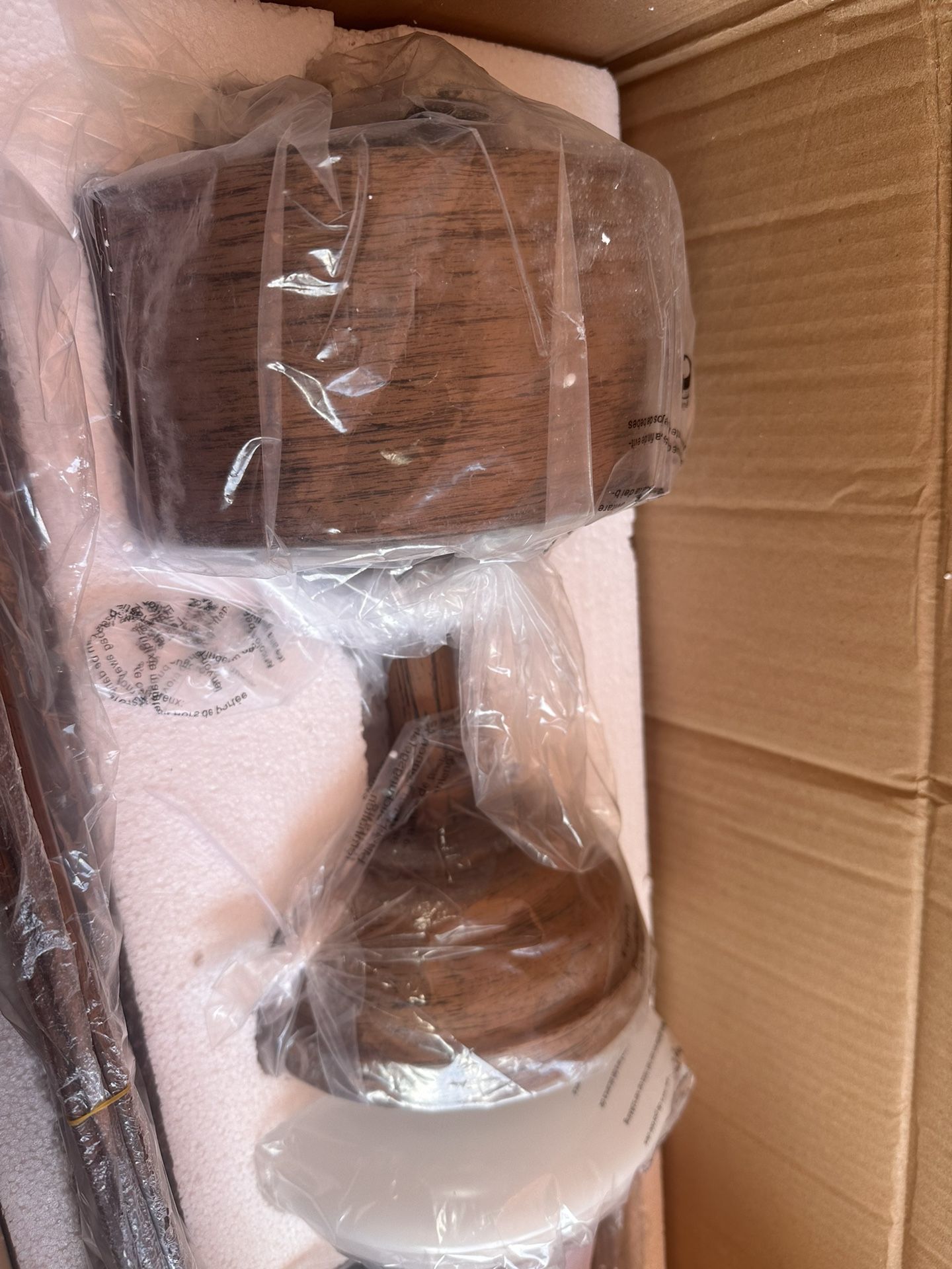 New Brown Color 52'' Ceiling Fan with Remote Control - photo 2