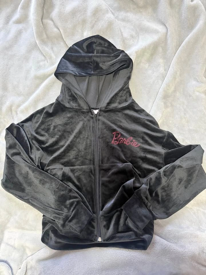 Barbie zip up