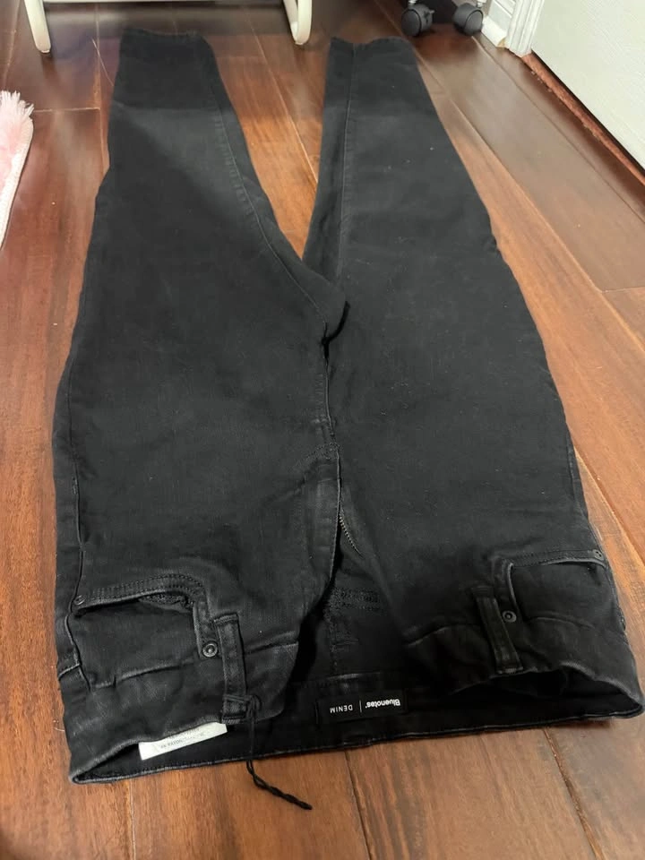 MULTIPLE JEANS SALE!! - photo 5