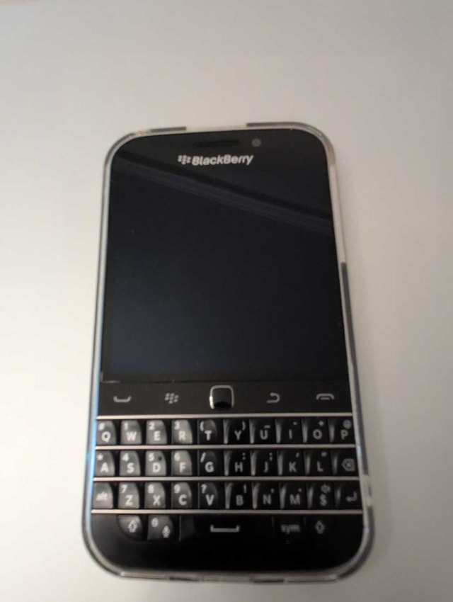 Blackberry Zinwa Q25