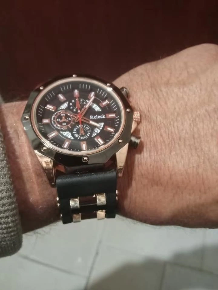 Men’s Luxury Sport Chronograph Watch – Black & Gold - photo 2