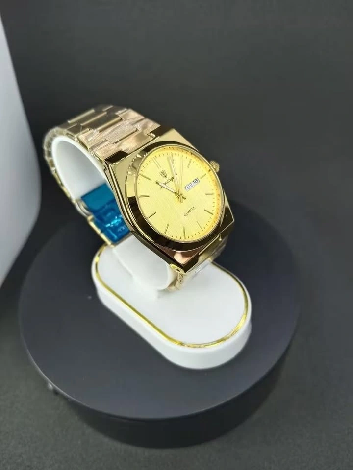 Men's Gold Luxury Style Watch | Brand New | Day & Date | HUMAURA - photo 4