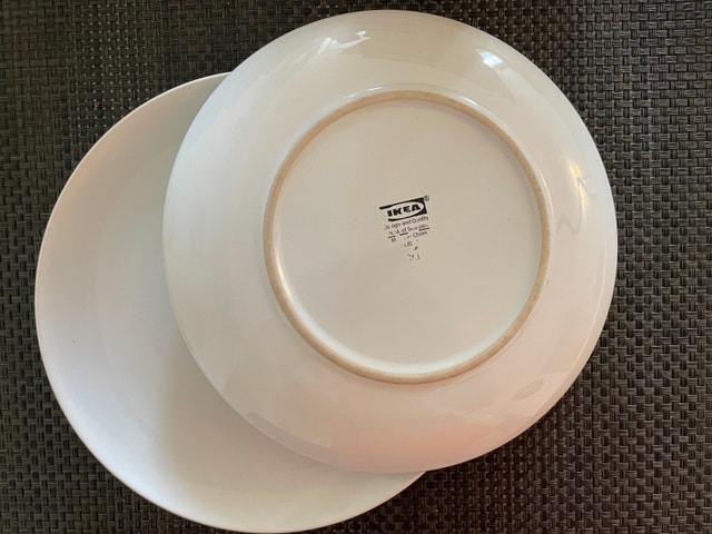 IKEA 2-Piece White Ceramic Dinner Plate Set - photo 2