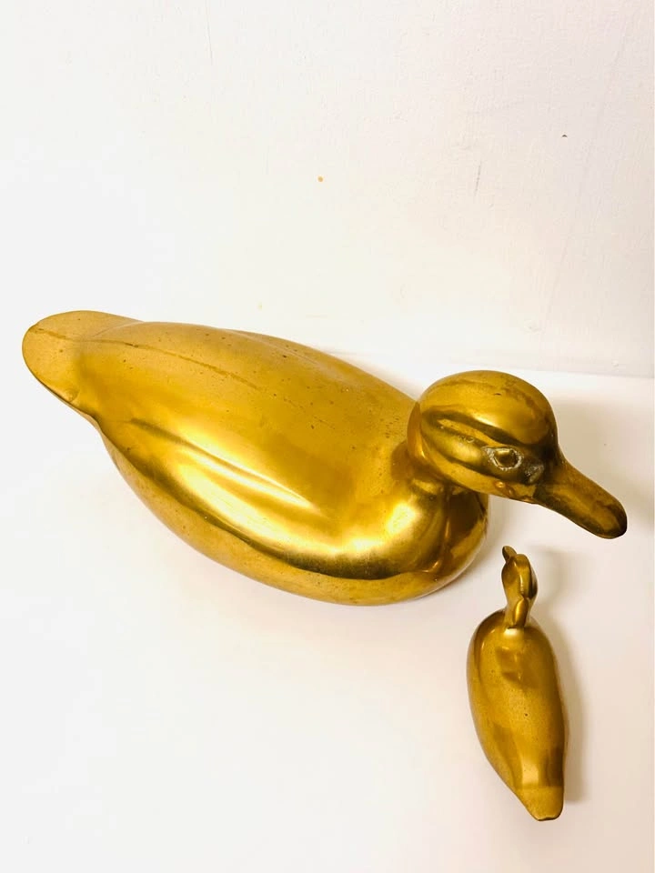 Vintage Solid Heavy Brass Large Mother & Baby Duck Figurines - photo 3