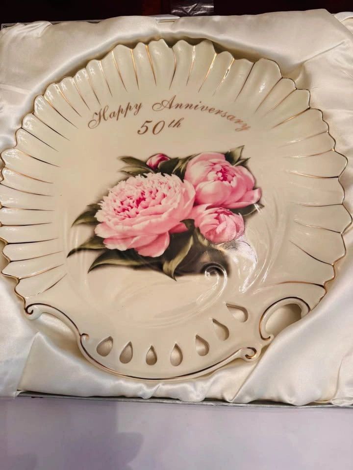ACE Gift Collection 50th Anniversary Porcelain Plate & Server - photo 5