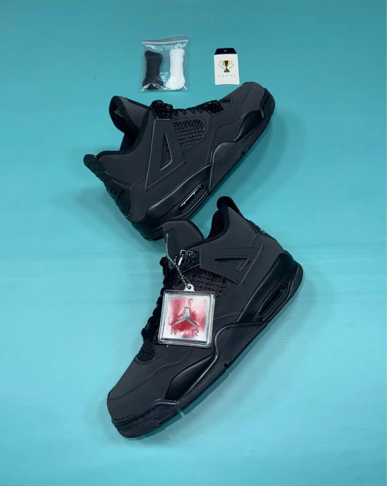 Air Jordan Black Cat - Men's 7/8, Women's 8.5/9.5 - photo 2