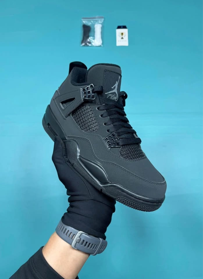 Air Jordan Black Cat - Men's 7/8, Women's 8.5/9.5 - photo 3