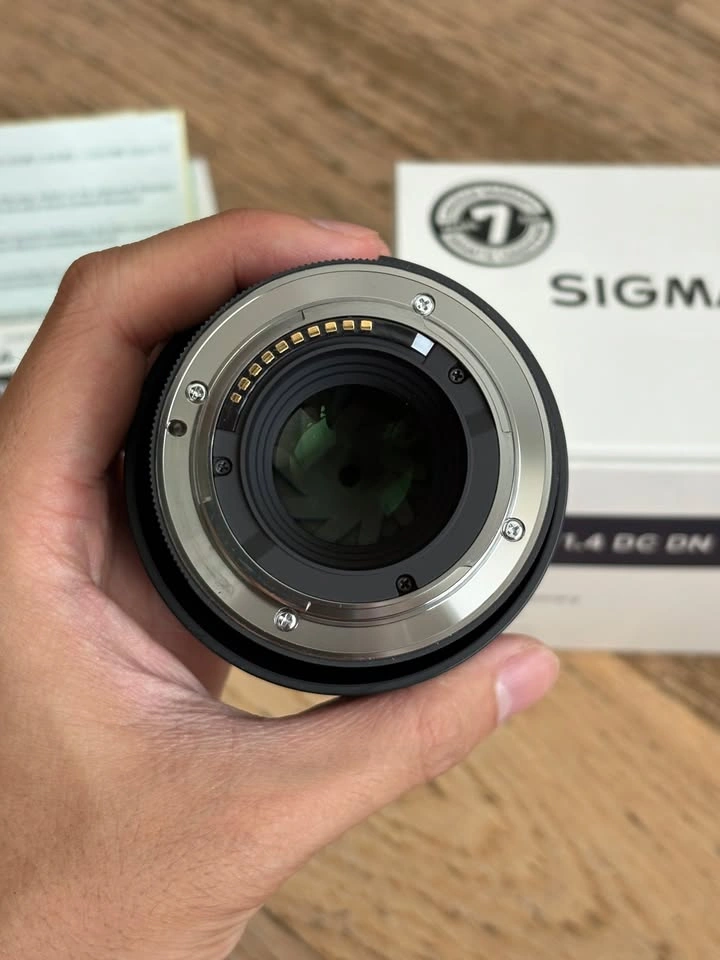 Sigma 30 mm F1.4 DC DN (Sony E-Mount) + Cameron Protector Filter - photo 3