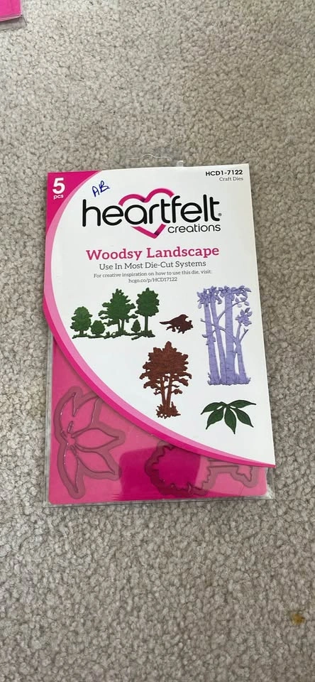Heartfelt Creations Stamp, Die, and Shaping Mold Set - photo 2