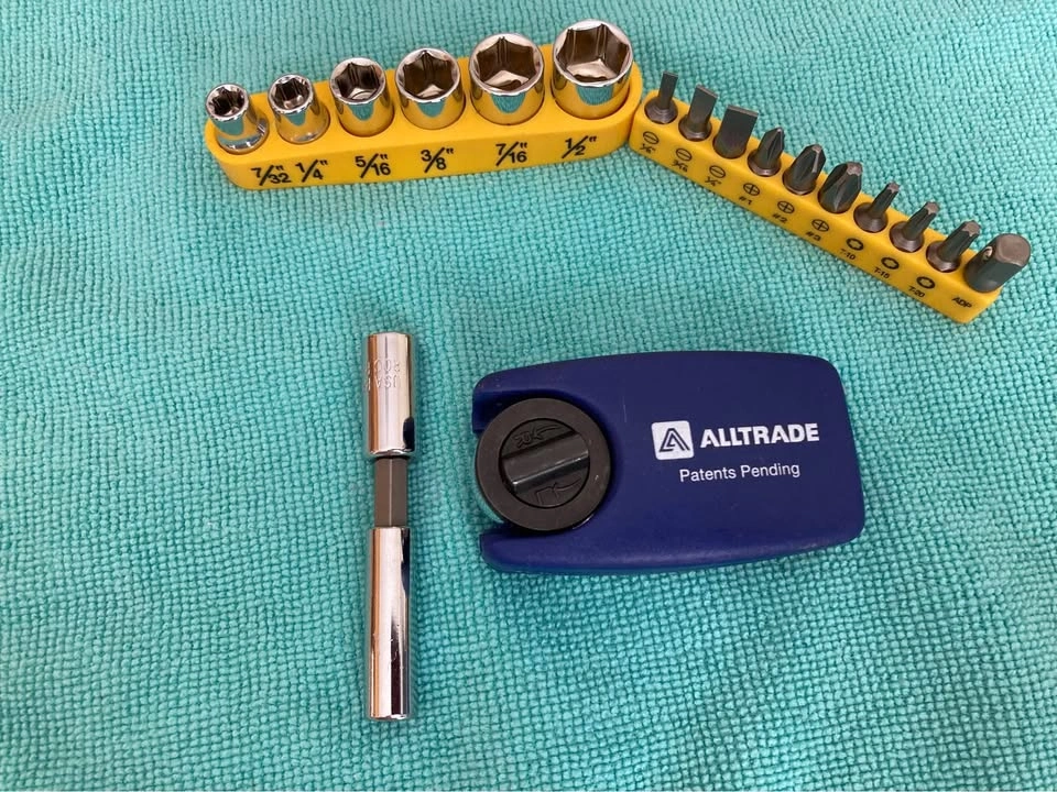 Estate Sale All Trade Pocket Ratchet & Socket Drive Kit - photo 2