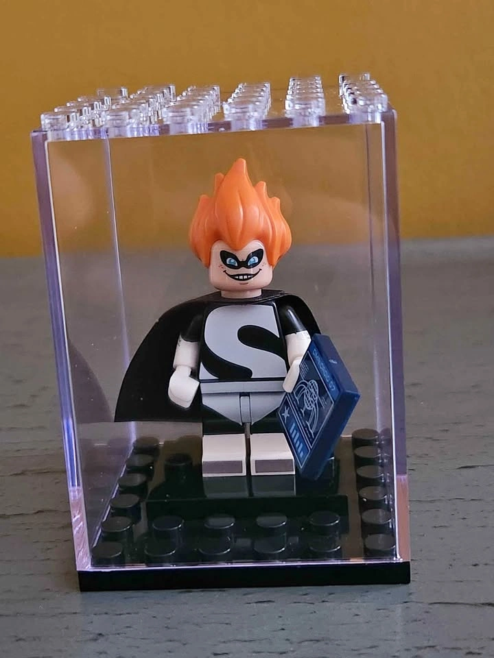 LEGO Disney Minifigures - Mickey Mouse, Syndrome, Mr. Incredible