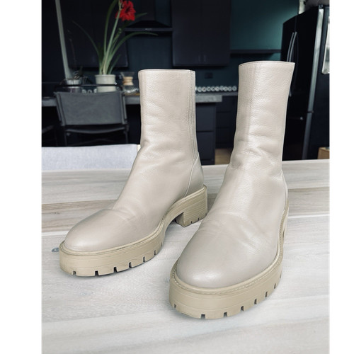 Aquazzura Saint Honore Leather Boots (Taupe) US 8.5 UK 39.5