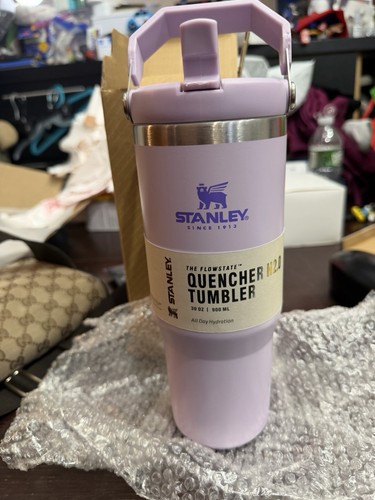Stanley The Flowstate Quencher H2.0 Tumbler 30 oz Lavender