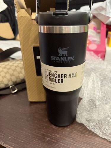 Stanley Flowstate Quencher H2.0 Tumbler 30 oz All Day Hydration