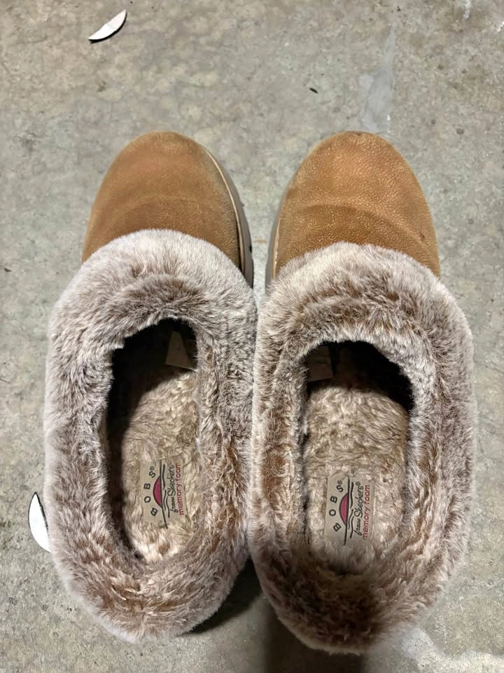 Bobs cozy blend slippers