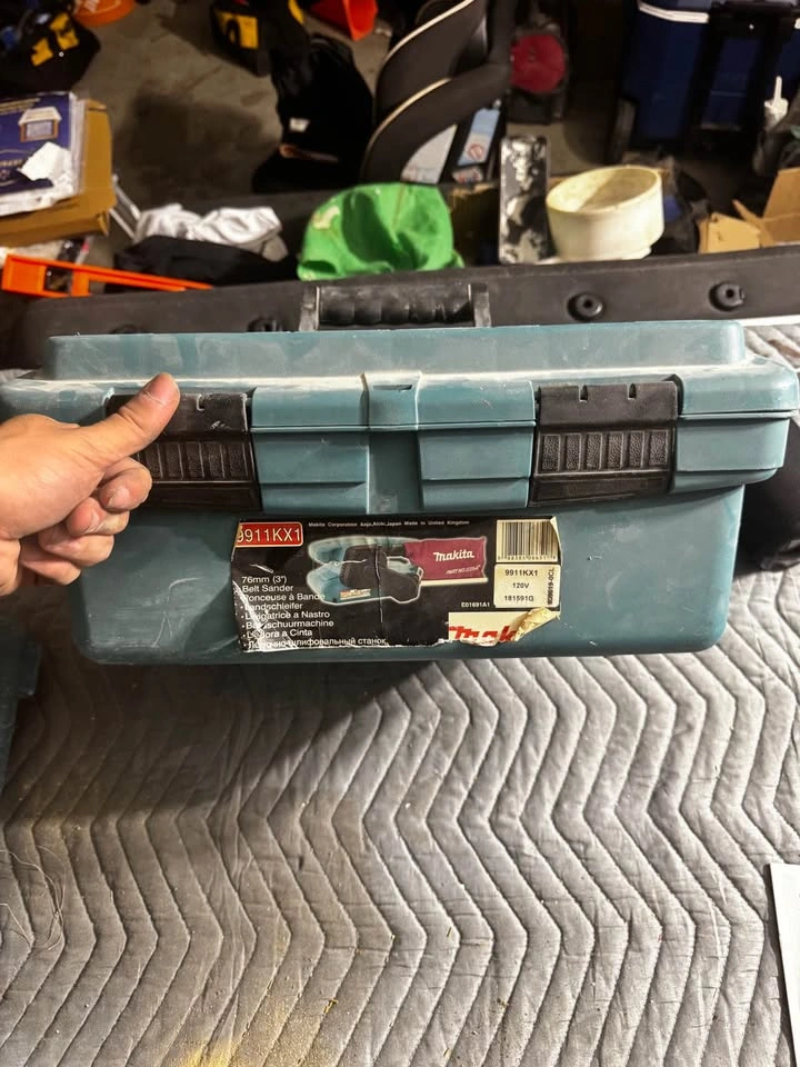 Makita 9910 Belt Sander - photo 5