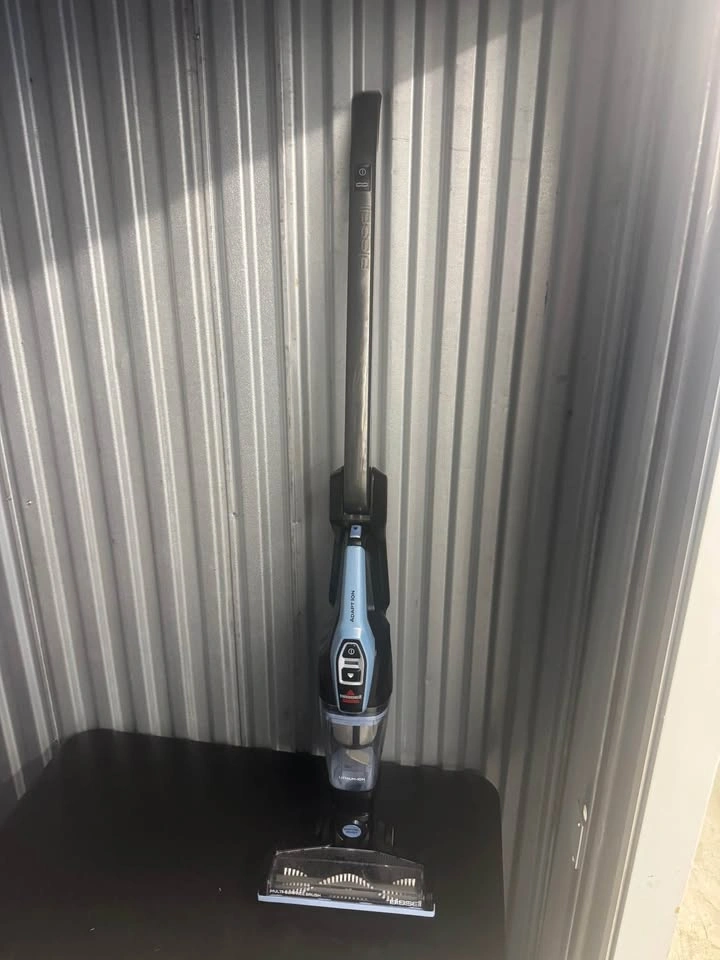 BISSELL Adapt Ion 2-in-1 Cordless Vacuum - photo 2