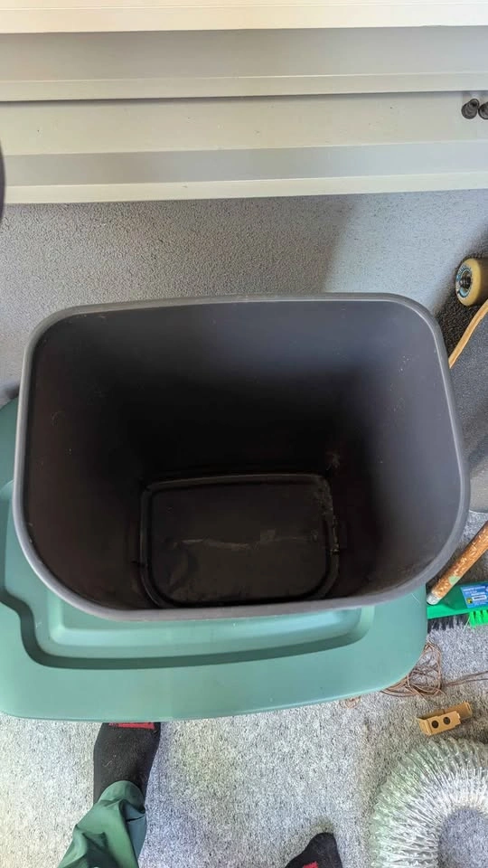 Swing-Top Trash Can - photo 3