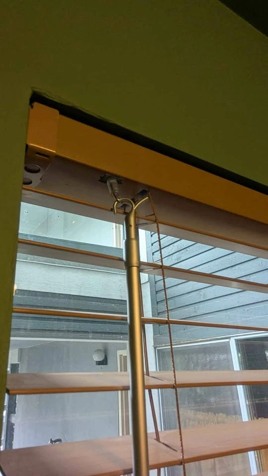 Wooden Coloured Horizontal Window Blinds - photo 5