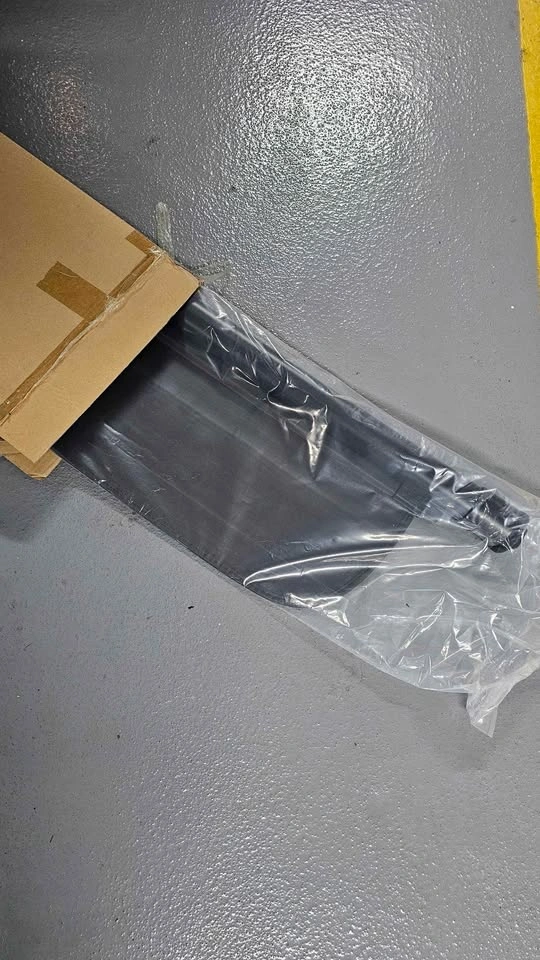 Trunk Cargo Cover Security Shield - Cadillac XT - photo 4