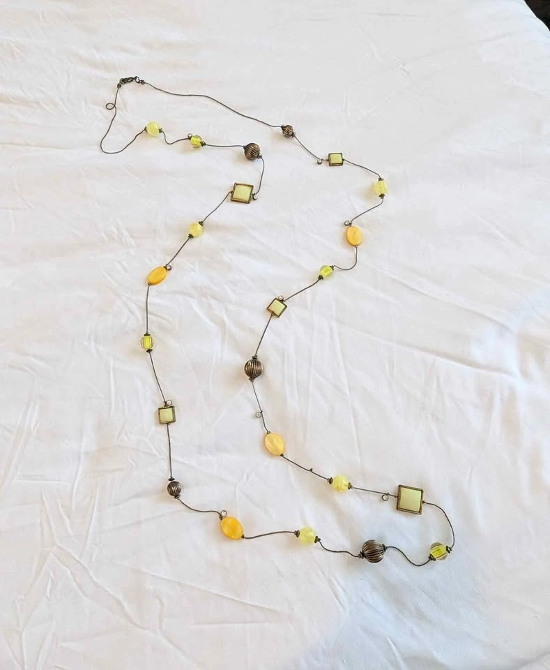 Vintage Lemon-Glass beaded long necklace