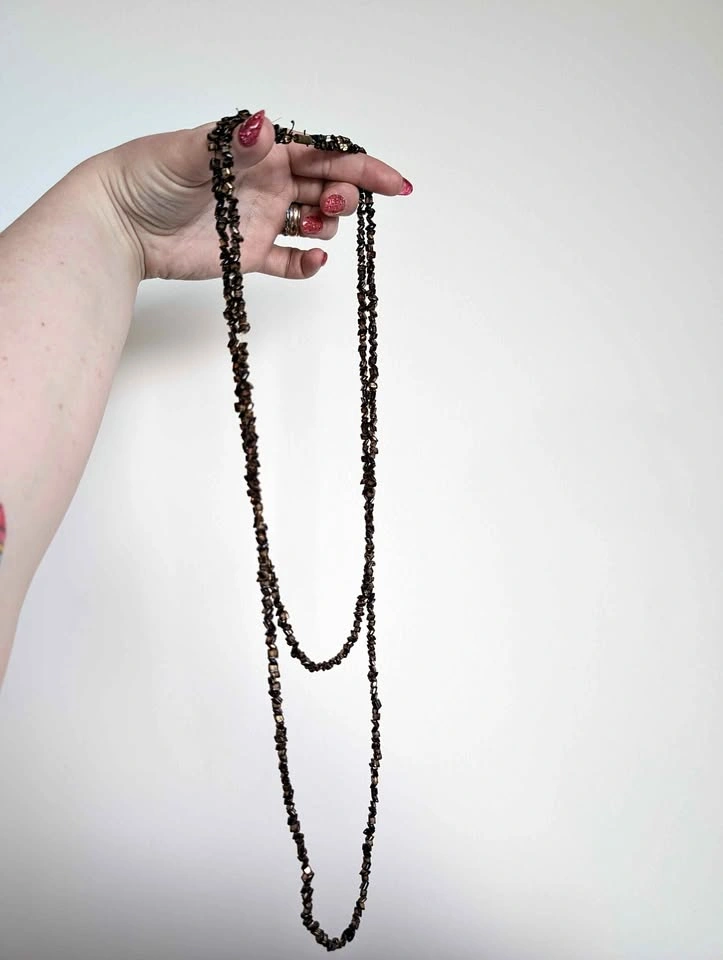 Shimmery black-stone 2-layer necklace