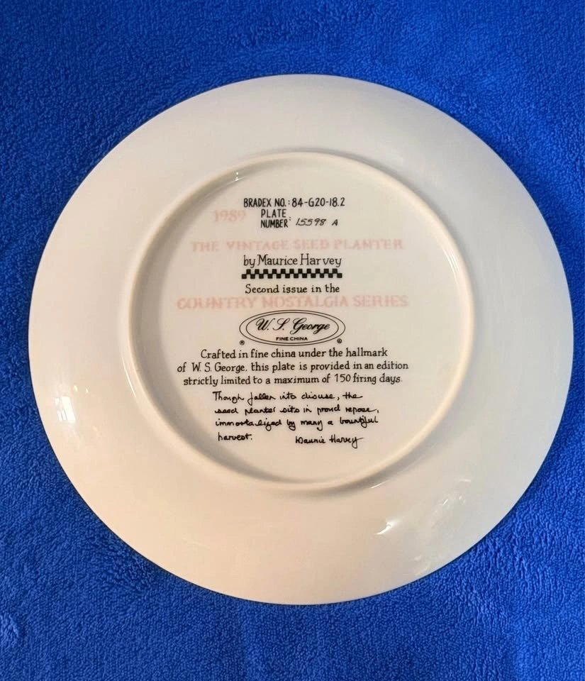 THE VINTAGE SEED PLANTER PLATE BY MAURICE HARVEY - photo 2
