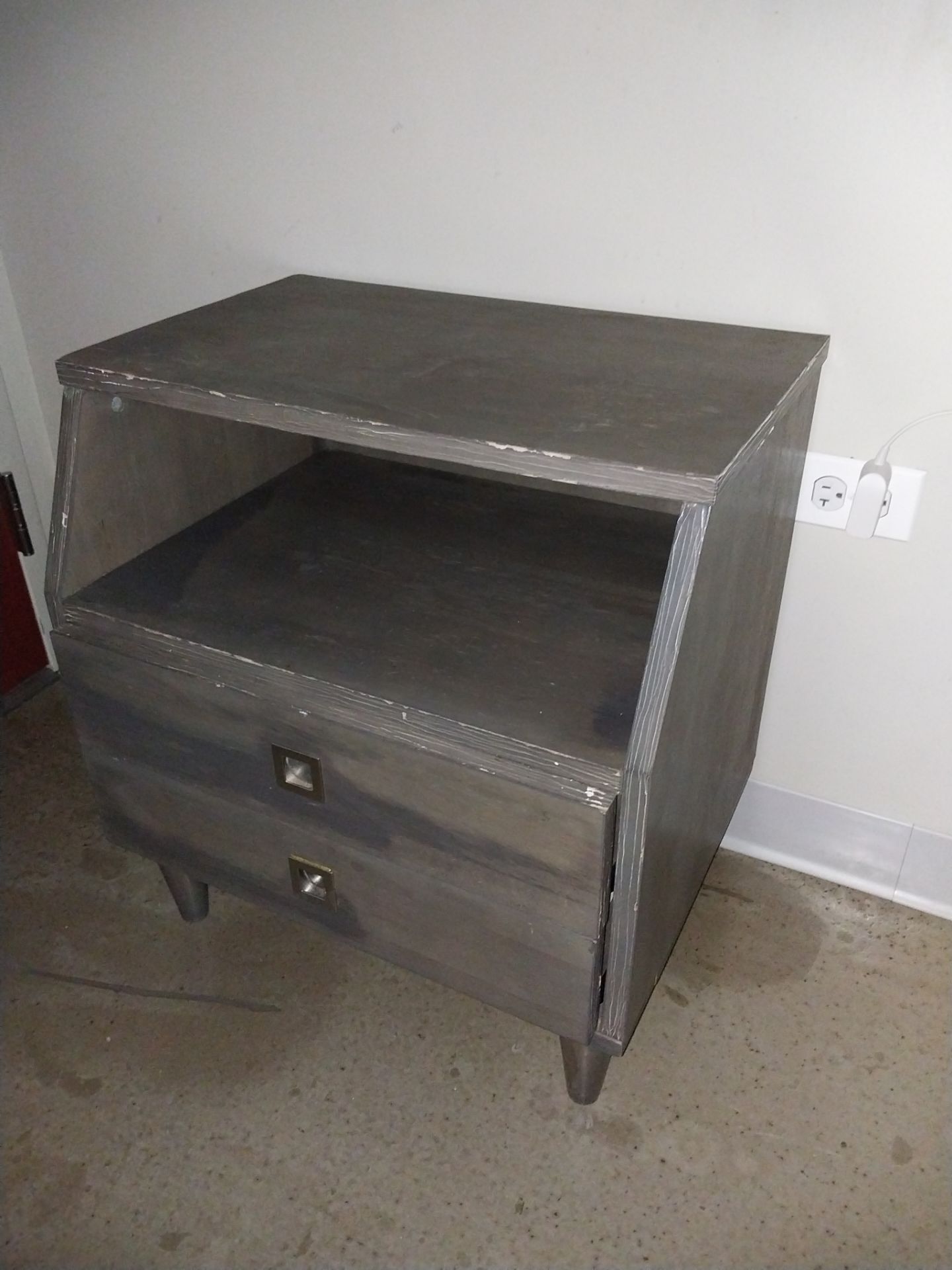 Rustic Gray 2-Drawer Nightstand / End Table - photo 2