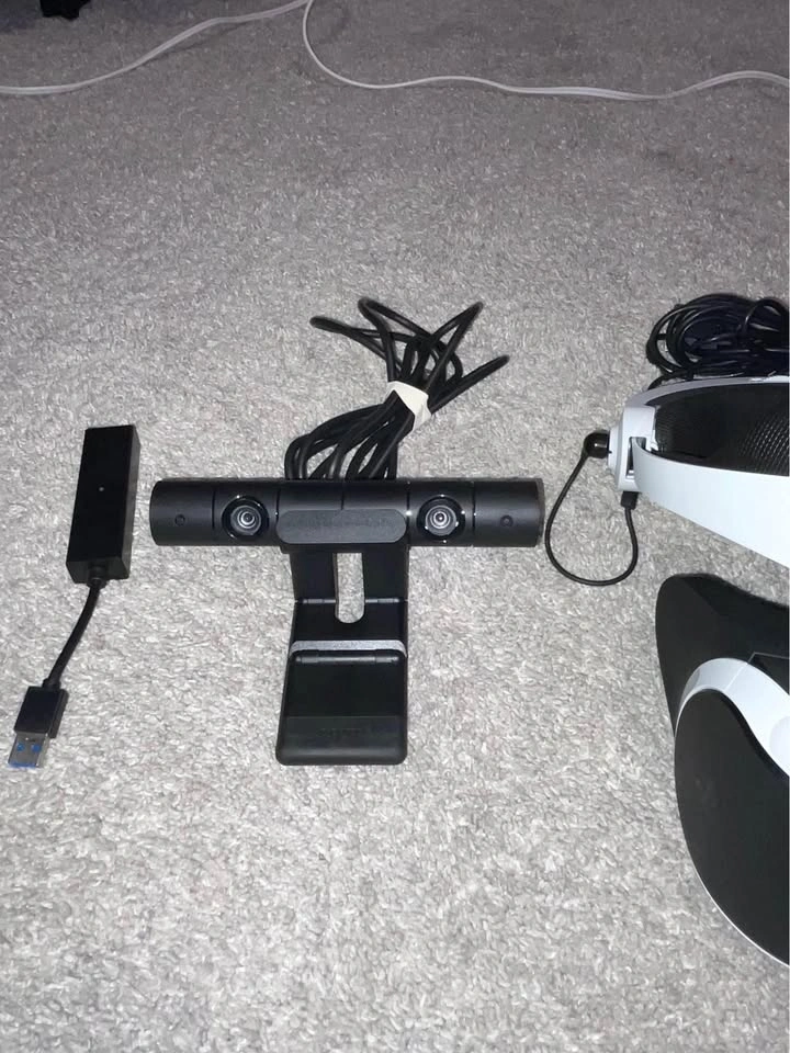 PlayStation VR with camera adapter for ps5 - photo 4