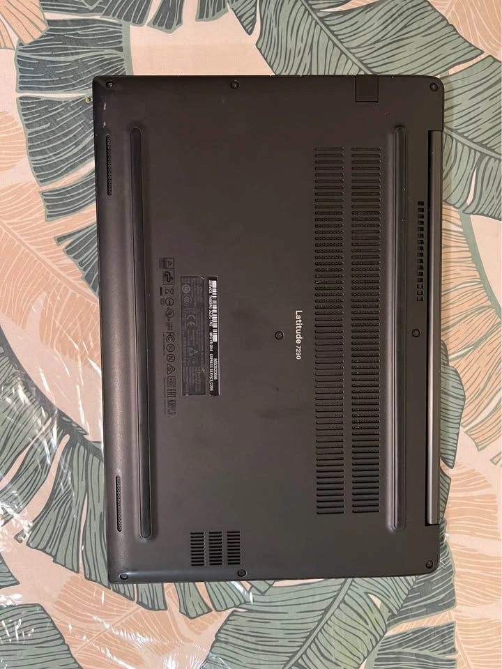 Dell Latitude laptop core i5 8gb ram 128gb ssd - photo 2