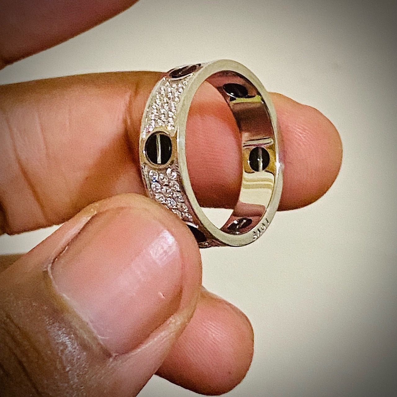 Luxury Pavé Screw-Motif Ring - photo 5
