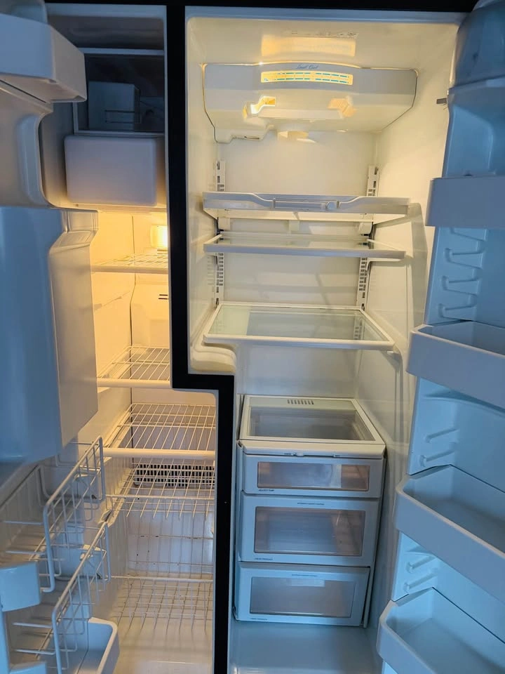 Maytag Side-by-Side Refrigerator - photo 3