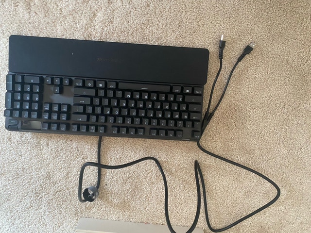 SteelSeries Apex Pro Mechanical Gaming Keyboard - photo 3