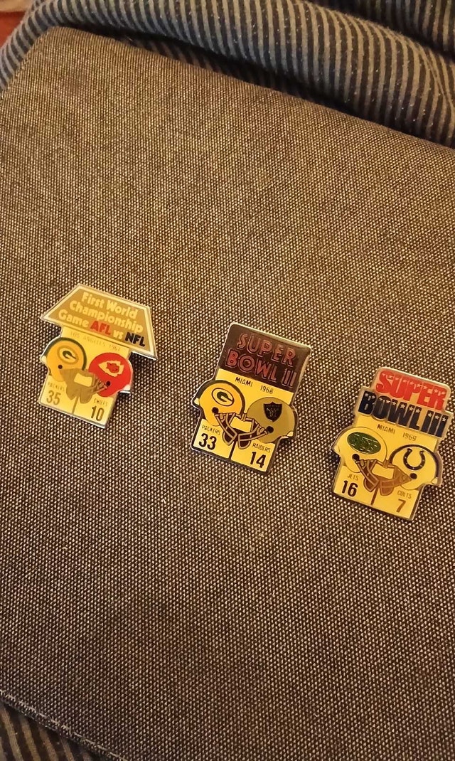 NFL Pins: Super Bowl I, II, and III - photo 3