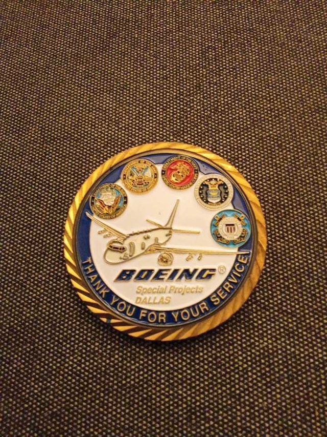 Boeing challenge Coin - photo 3