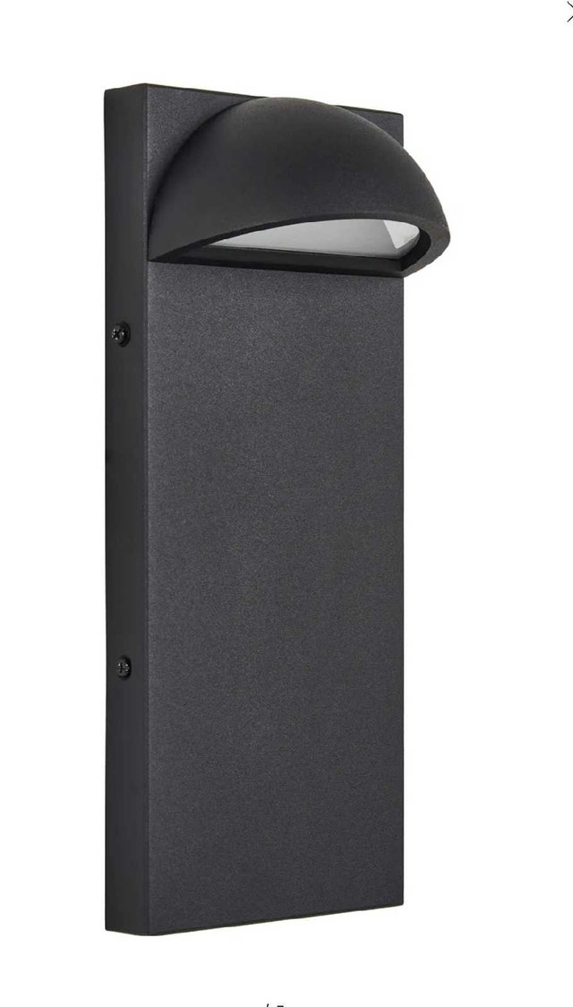 Outdoor Wall Lamp. Brand new. - photo 2