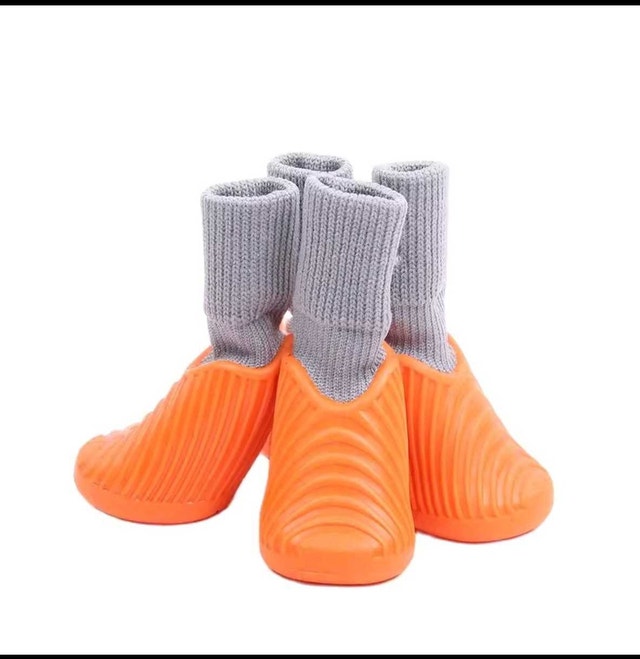 Doggie Boots. Set of 4 brand new. - photo 2