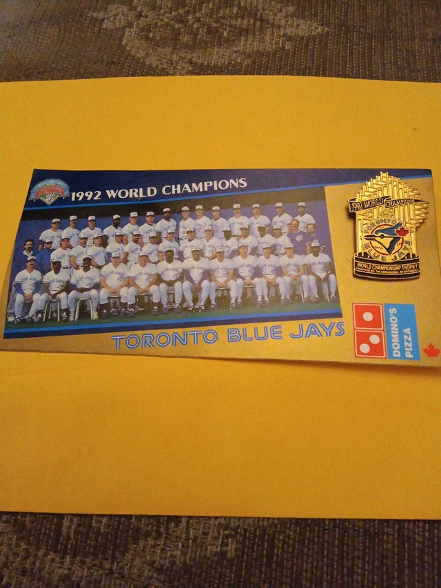 1992 World series Blue Jays Pin