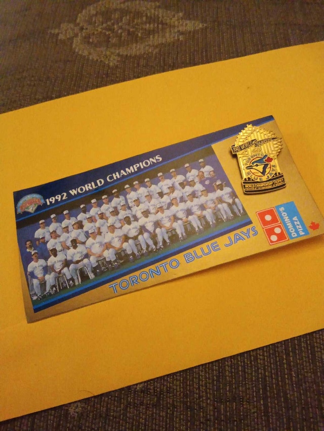 1992 World series Blue Jays Pin - photo 5