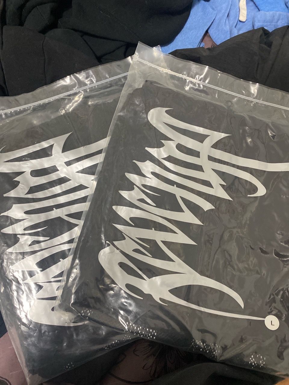 REVENGE: BLACK 3M POCKET ANORAK JACKET - photo 4