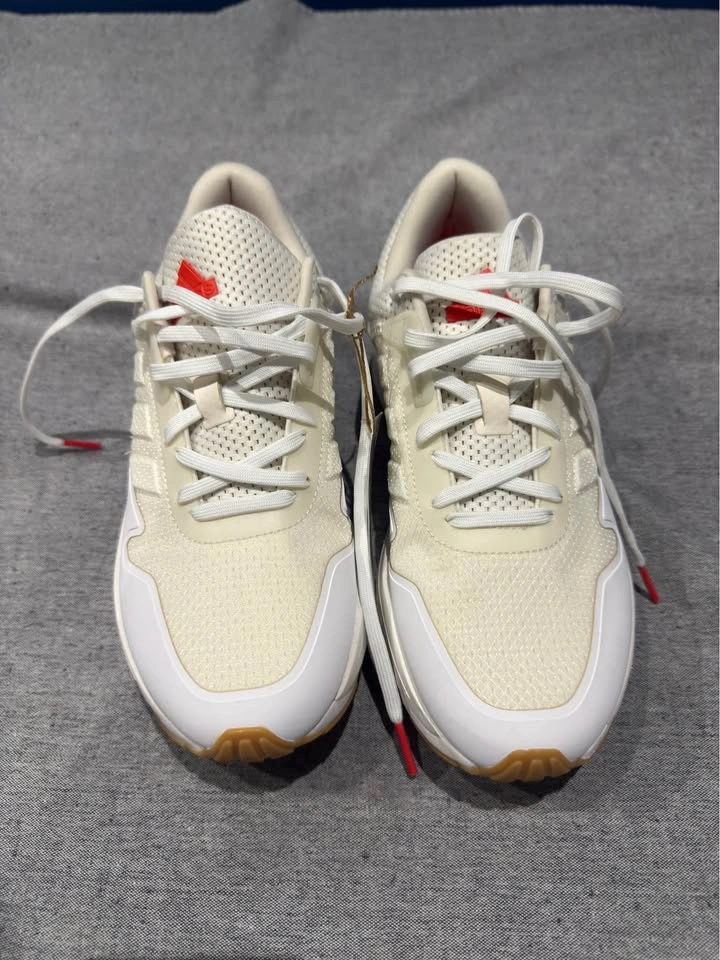 Women's Adidas Shoes (size 7.5) - photo 2