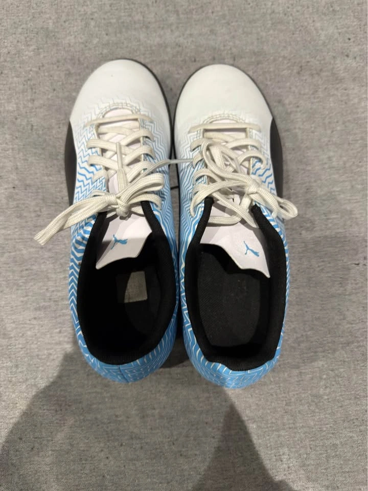 Women's Puma Soccer Cleats (size 7) - photo 5