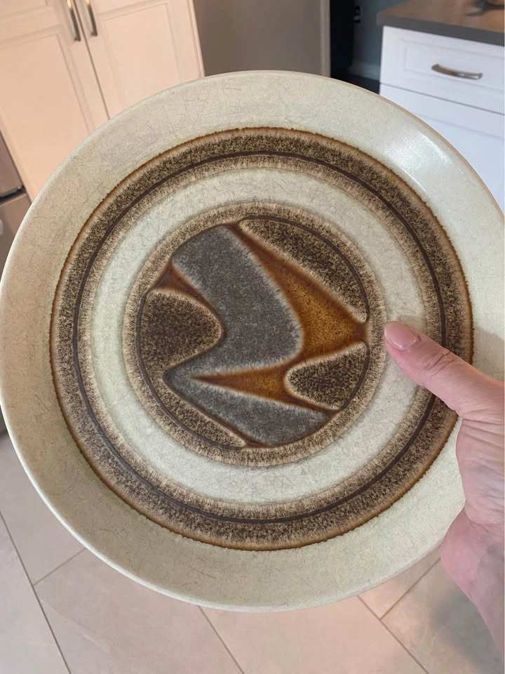 Vintage Crown Lynn Earthstone Plate D265 - photo 4