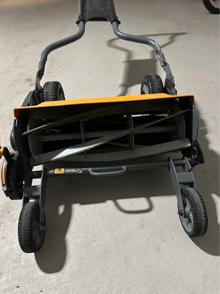 Fiskars StaySharp Max Reel Mower - photo 3