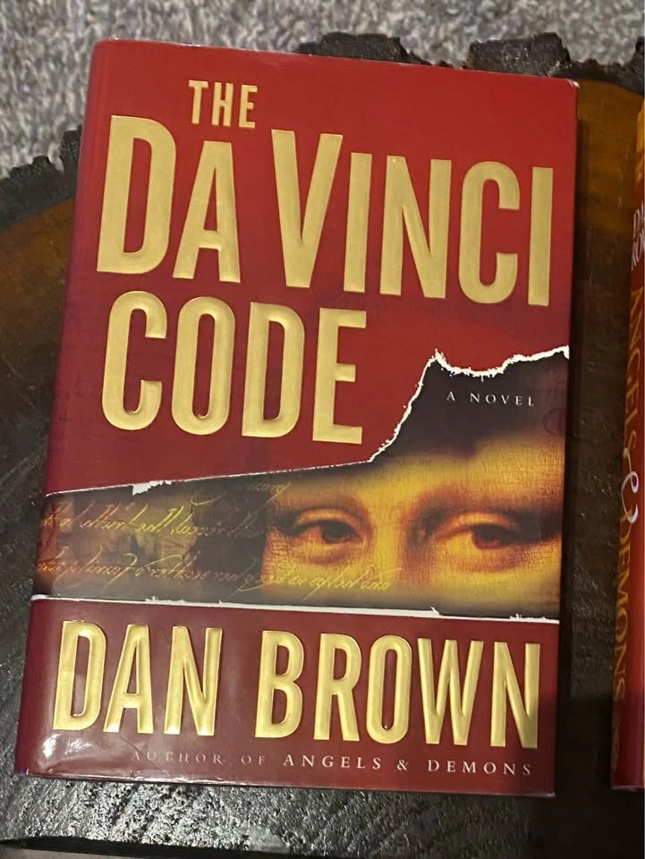 Dan Brown Book Set: The Da Vinci Code, Angels & Demons, Inferno, - photo 2