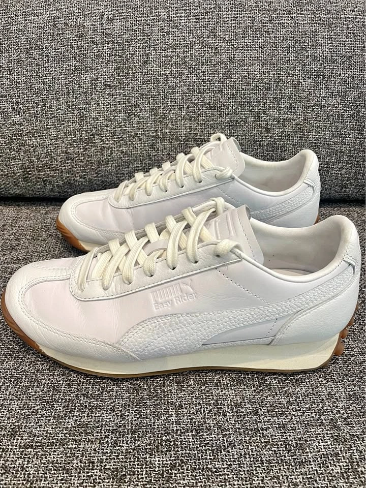 White leather Puma Easy Rider sneakers