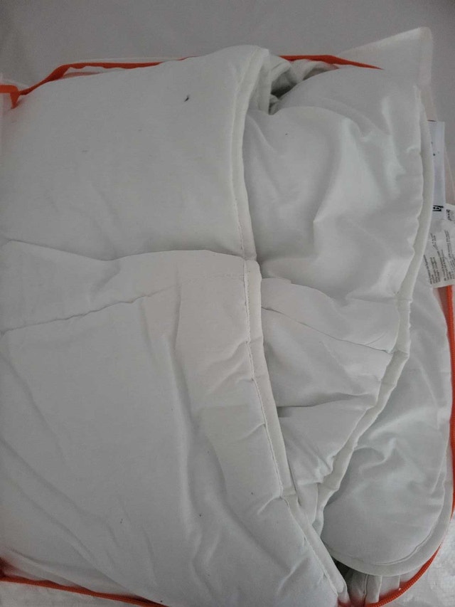 IKEA SMÅSPORRE Full/Queen Duvet