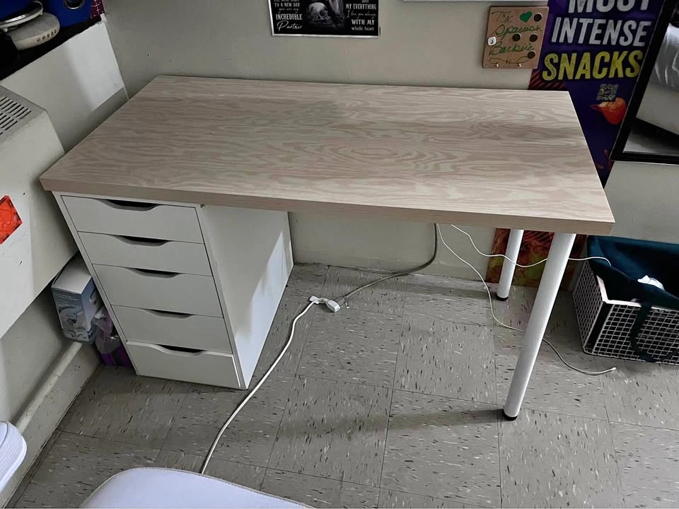 Table with 5 drawers & chair