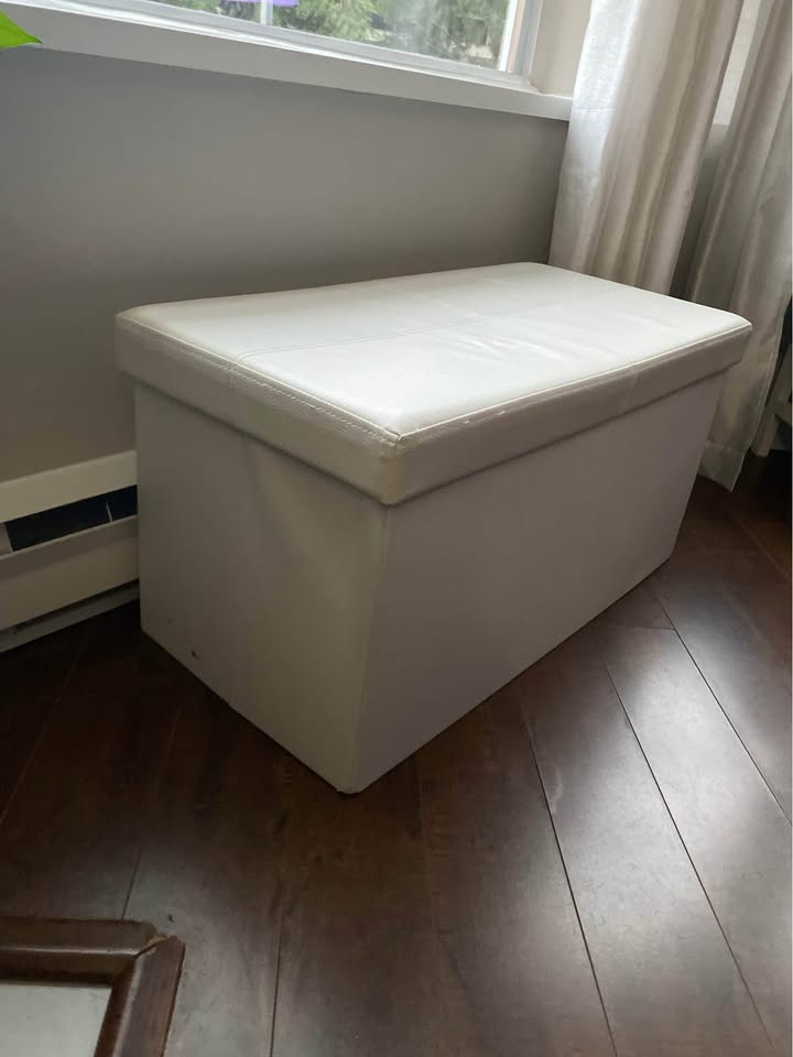 White storage ottoman - photo 2